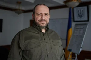 «Закупівлі зброї перетворилися на Amazon». Умєров оголосив кадрові зміни