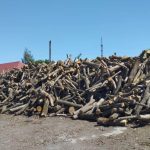 Розтратили 90 млн на закупівлі дров для ЗСУ, купували квартири і раритетні авто – викрито схему