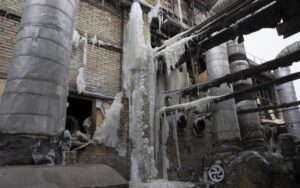 Кому перерахують платіжки за тепло і воду за сфчень